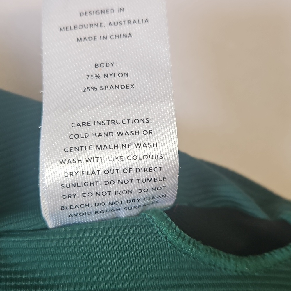 Willo- By Anthropologie Women's M  Green and Black Sports Bra with Racerback - Picture 8 of 8